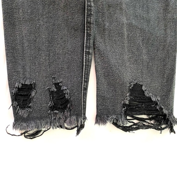 Signature 8 Distressed Cropped Boyfriend Jeans - Picture 7 of 8